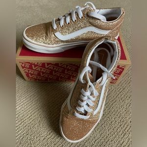 Vans Old Skool Glitter Amberlight/True White Sneakers, size 3